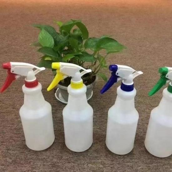 Plastic spray can spray bottles